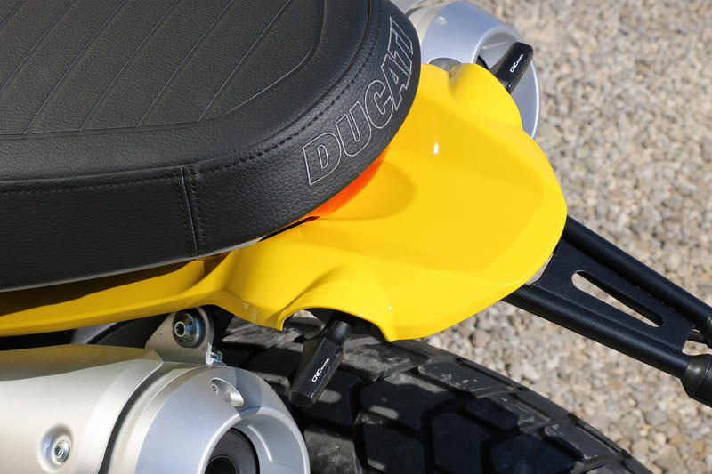 CNC Racing - Turn indicator Task + rear position and stop light Led Approved - Universal