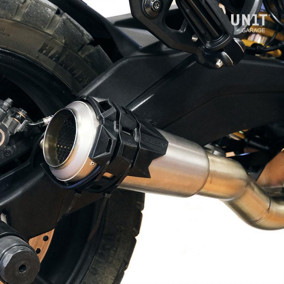 Unit Garage - Black protection exhaust